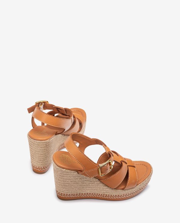 Unisa Cuña Alta Con Pespuntes