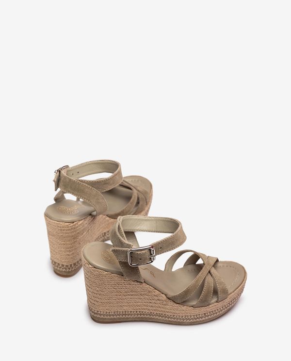 Unisa Cuña Alta Con Tiras Cruzadas