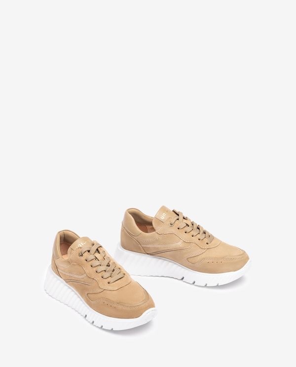 Unisa Deportivo Con Piel En Contraste