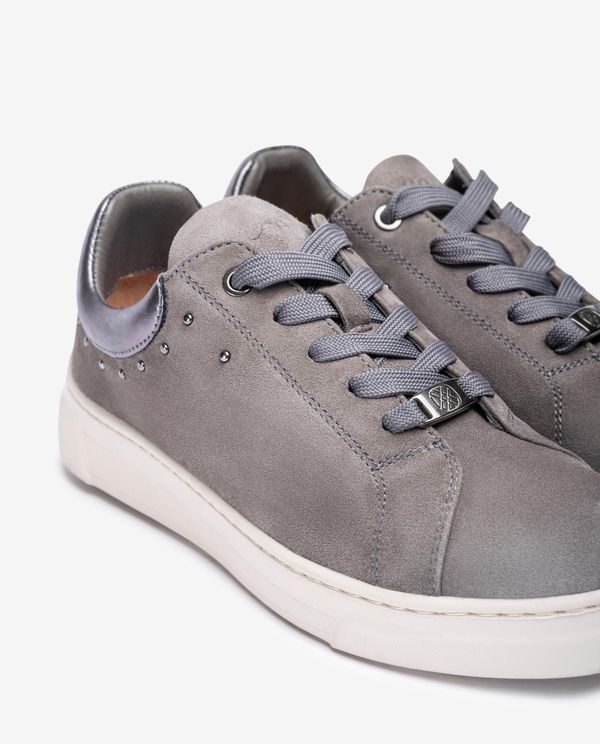 Unisa Deportivo Con Tachuelas