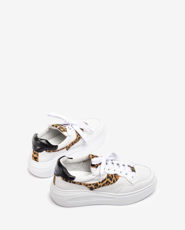 Unisa Deportivo De Piel Ante Estampado