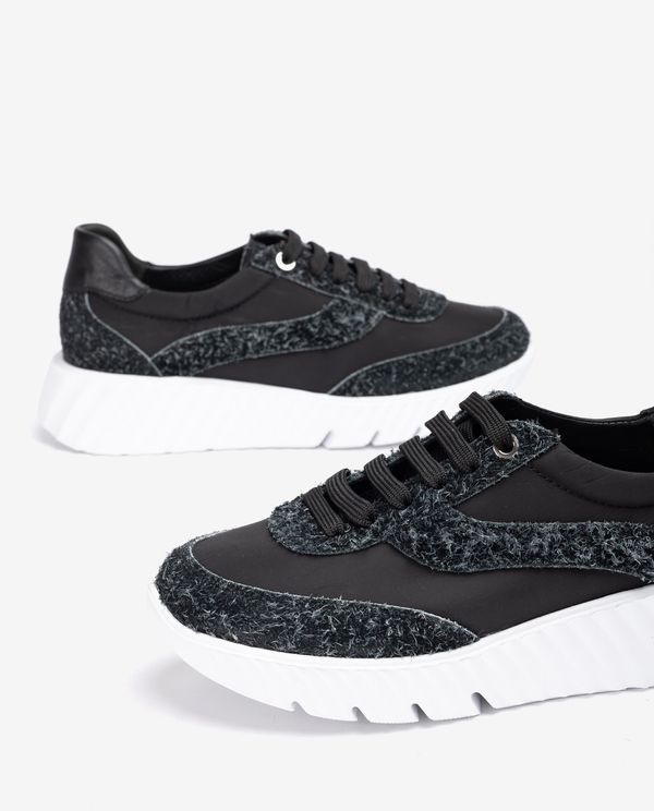 Unisa Deportivos De Tejido Y Piel