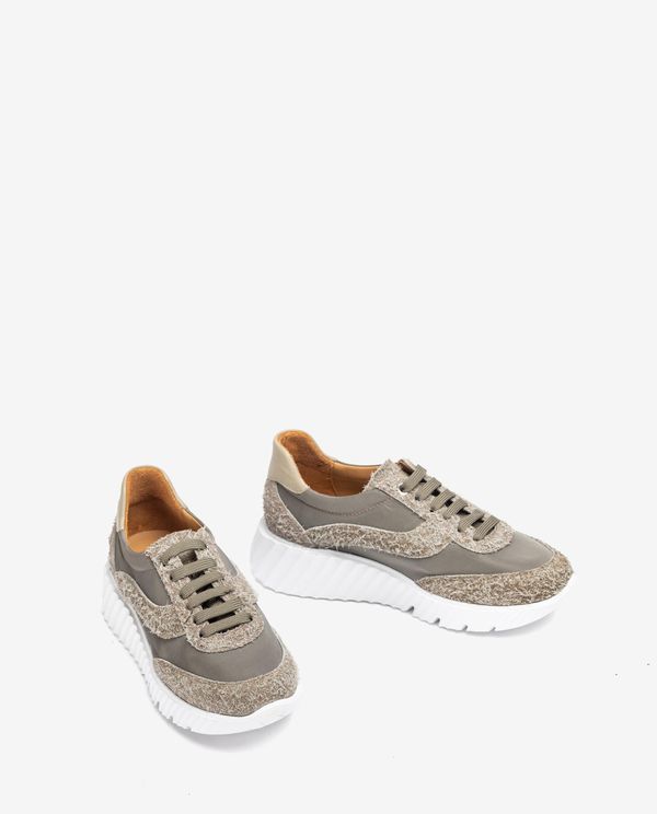 Unisa Deportivos De Tejido Y Piel