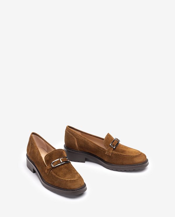 Unisa Mocasín Con Adorno Metálico