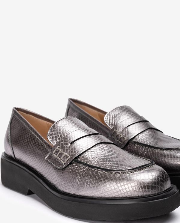 Unisa Mocasín SuperLight Con Antifaz