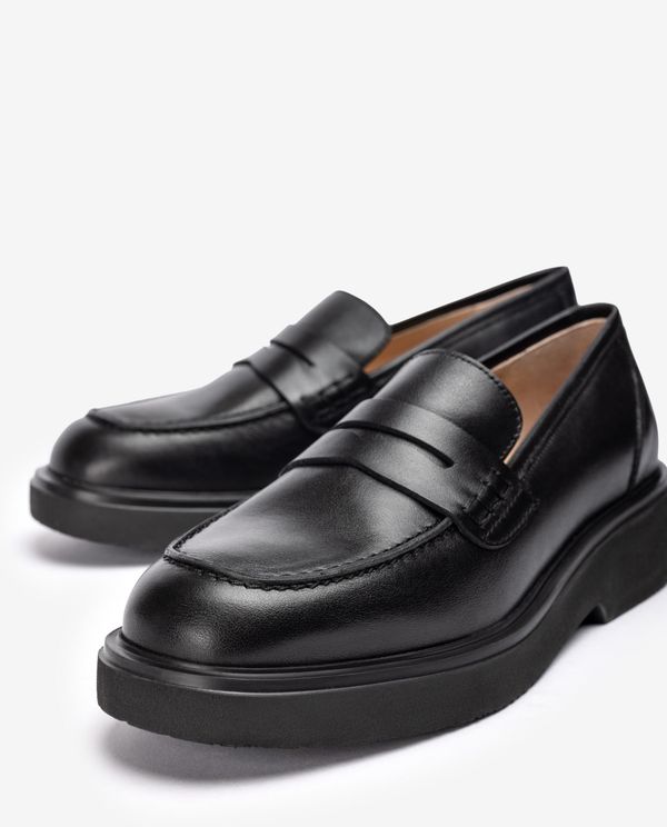 Unisa Mocasín SuperLight Con Antifaz