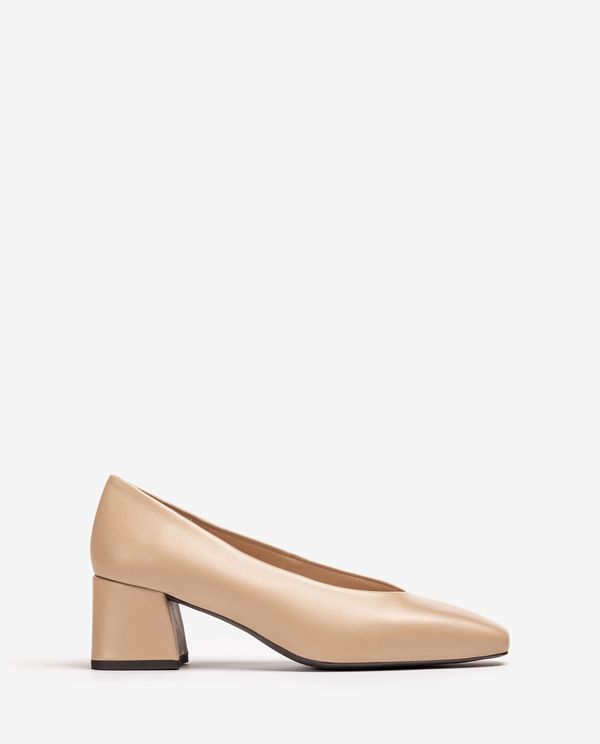 unisa Salón con escote cerrado