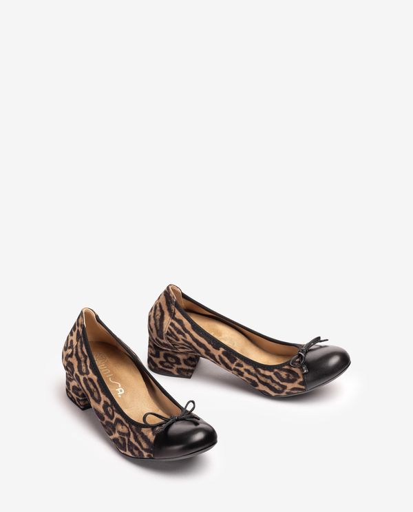 Unisa Salón Con Ribete Elástico Y Puntera