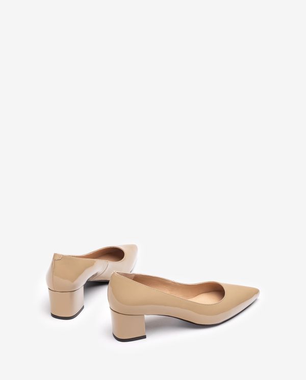 Unisa Salón De Punta Fina