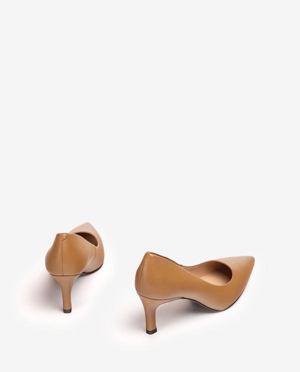 Unisa Salón De Punta Fina