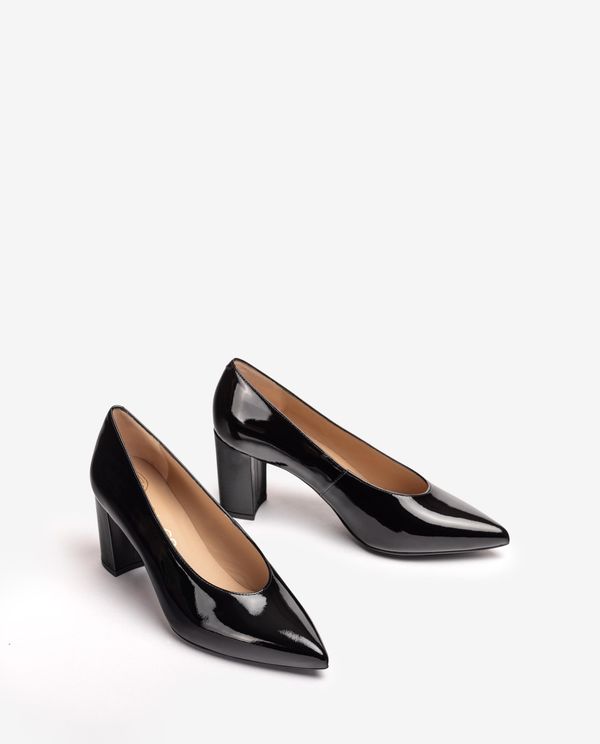 Unisa Salón De Punta Fina Y Escote Cerrado