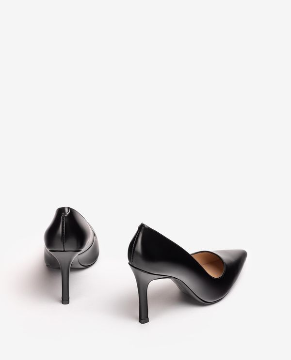 Unisa Salón De Punta Fina Y Tacón Alto