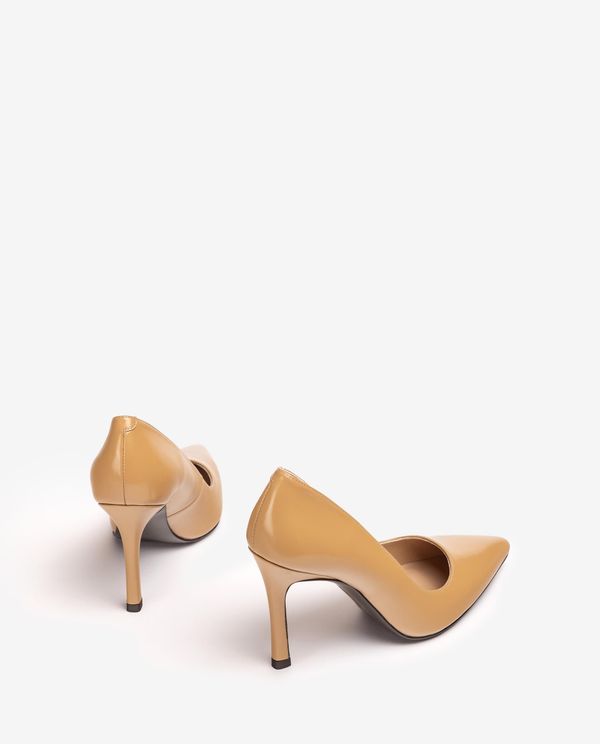 Unisa Salón De Punta Fina Y Tacón Alto