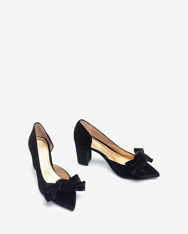 Unisa Salón Fabricado En Terciopelo