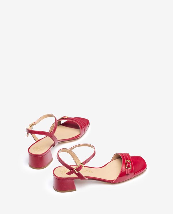 Unisa Sandalia Con Adorno De Hebilla