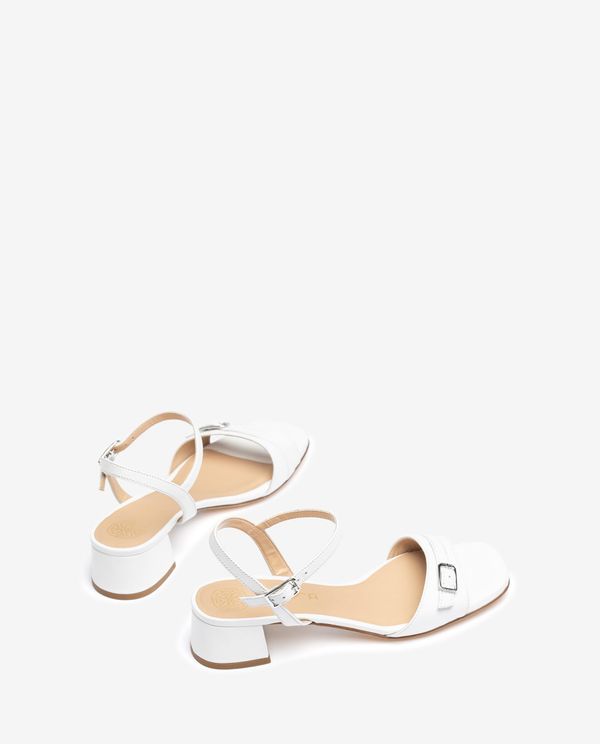 Unisa Sandalia Con Adorno De Hebilla