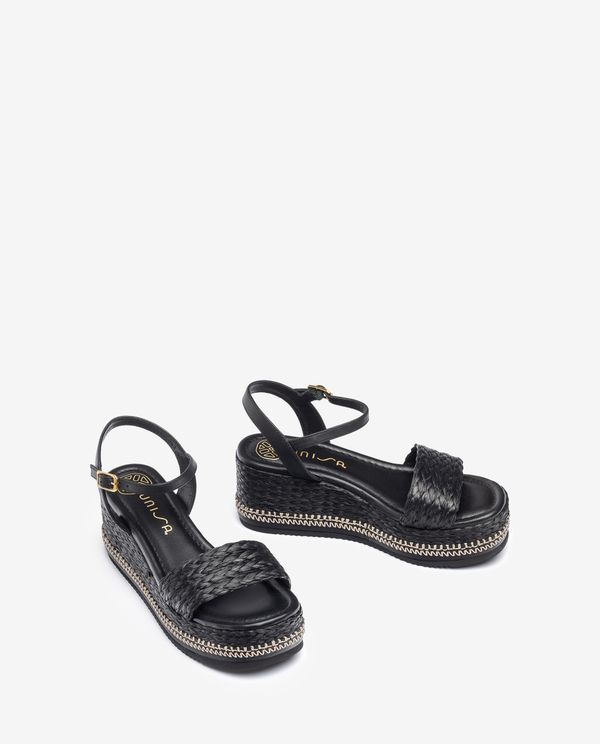 Unisa Sandalia Con Bloque De Rafia