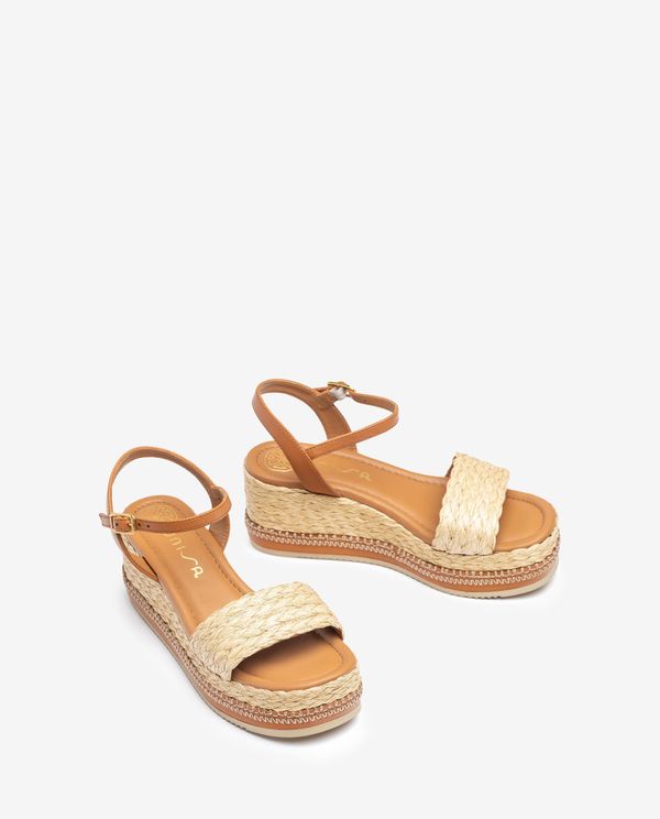 Unisa Sandalia Con Bloque De Rafia