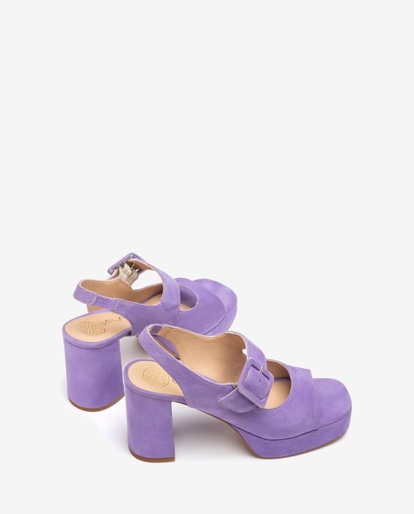 Unisa Sandalia Con Hebilla Al Tono