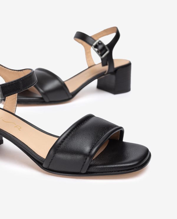 Unisa Sandalia Con Pala Acolchada