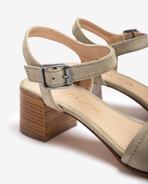 Unisa Sandalia Con Pala Acolchada