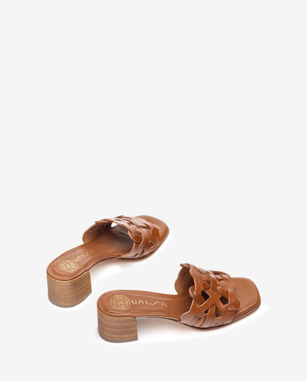 Unisa Sandalia Con Pala Trenzada