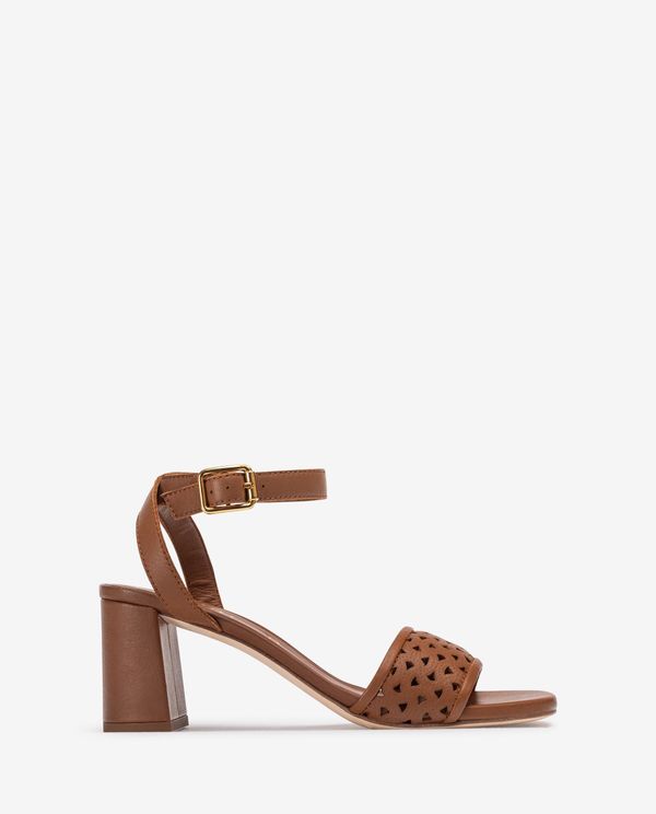 unisa Sandalia con picados