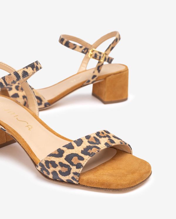 Unisa Sandalia Con Tacón Ancho