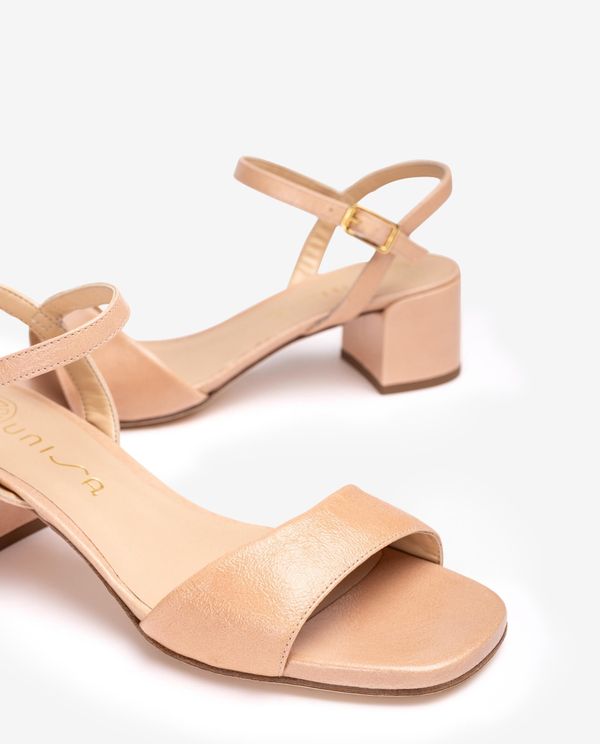 Unisa Sandalia Con Tacón Ancho