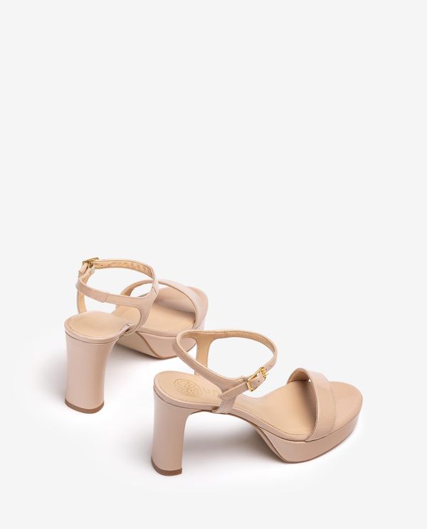 Unisa Sandalia Con Tacón Y Plataforma