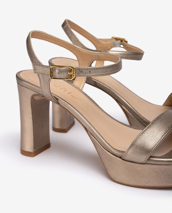 Unisa Sandalia Con Tacón Y Plataforma