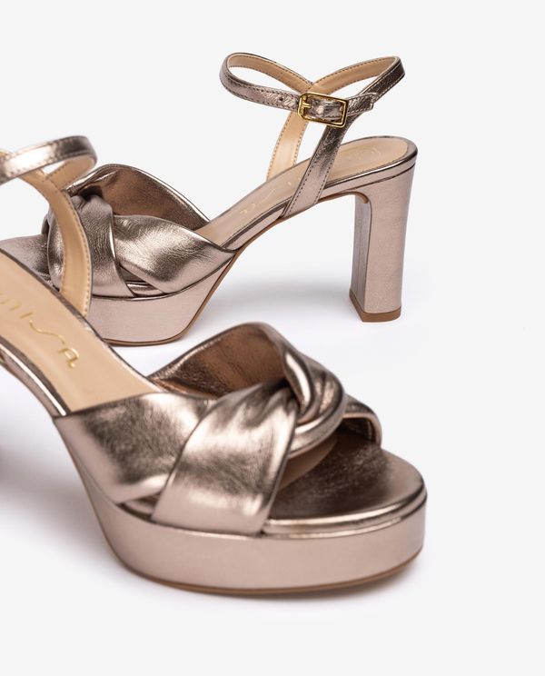 Unisa Sandalia Con Tiras Anchas Cruzadas