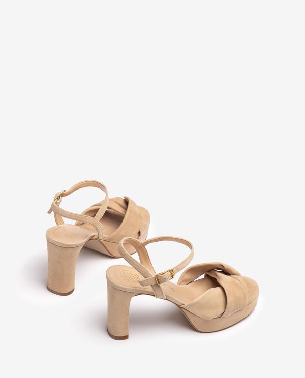 Unisa Sandalia Con Tiras Anchas Cruzadas