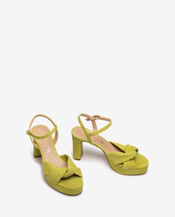 Unisa Sandalia Con Tiras Anchas Cruzadas