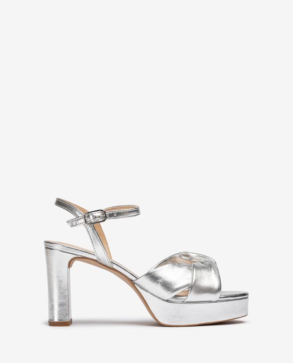 unisa Sandalia con tiras anchas cruzadas