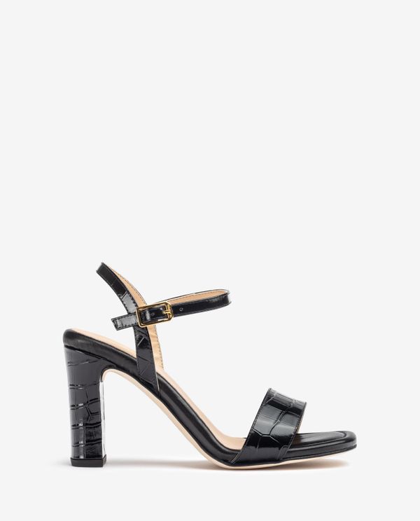 unisa Sandalia de pala ancha y tacón ancho