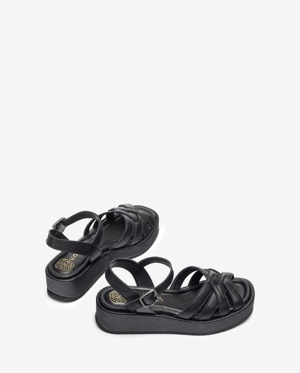 Unisa Sandalia De Tiras Anchas Cruzadas Y Hebilla