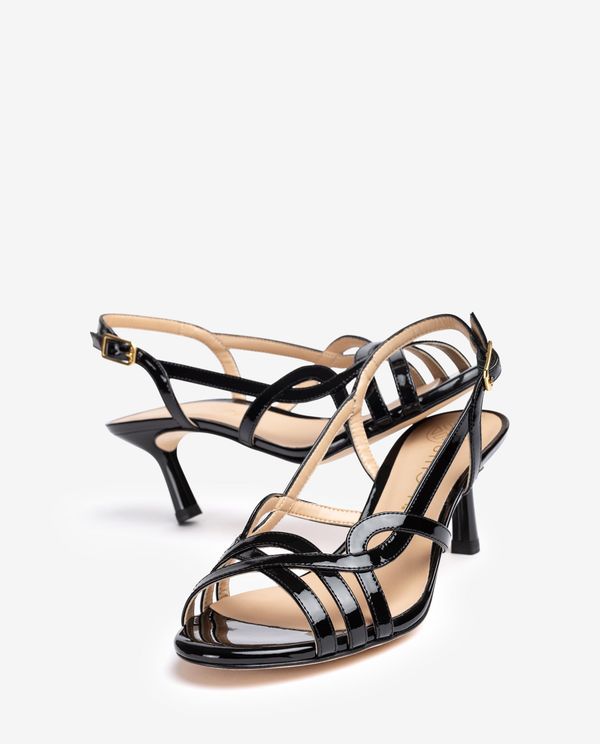 Unisa Sandalia De Vestir En Charol