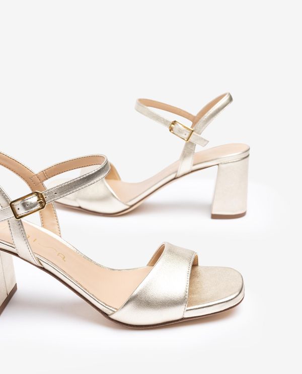 Unisa Sandalia En Piel Metalizada