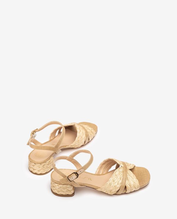 Unisa Sandalia Fabricada En Rafia