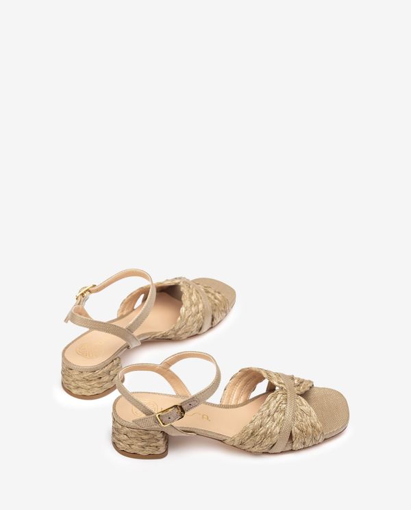 Unisa Sandalia Fabricada En Rafia