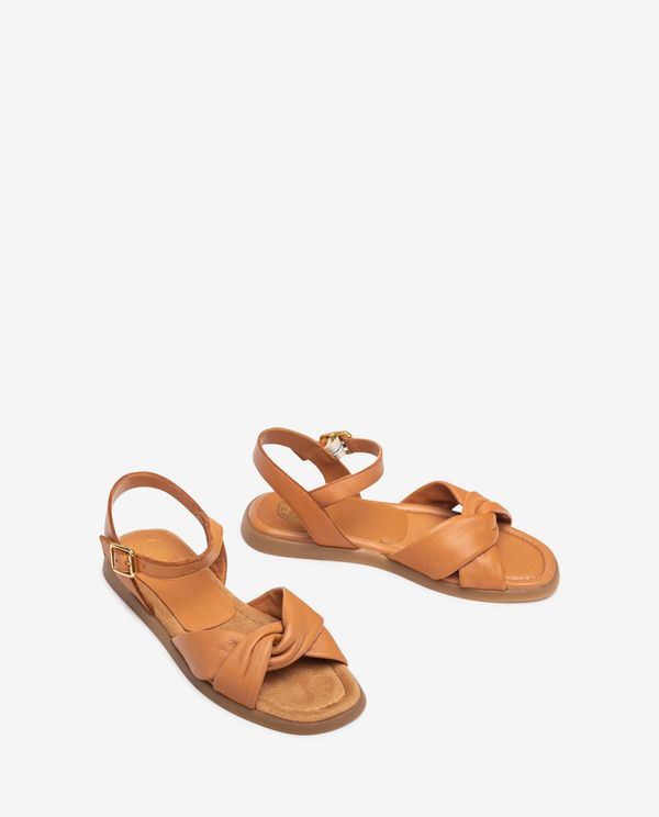 Unisa Sandalia Plana Acolchada