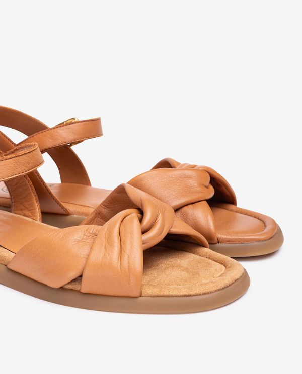 Unisa Sandalia Plana Acolchada