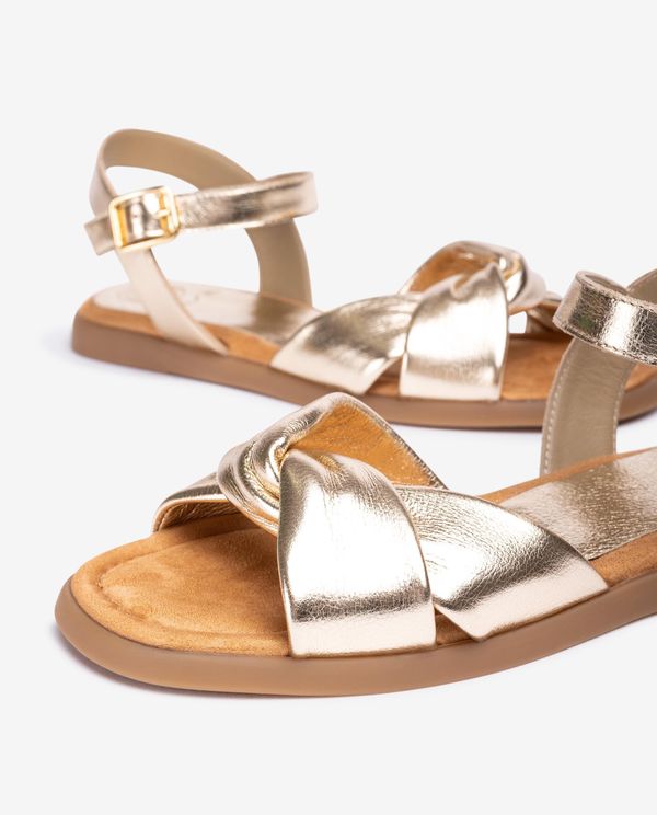 Unisa Sandalia Plana Acolchada