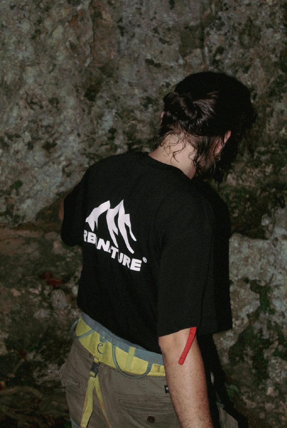 Urbanature Mountain Tee- Black