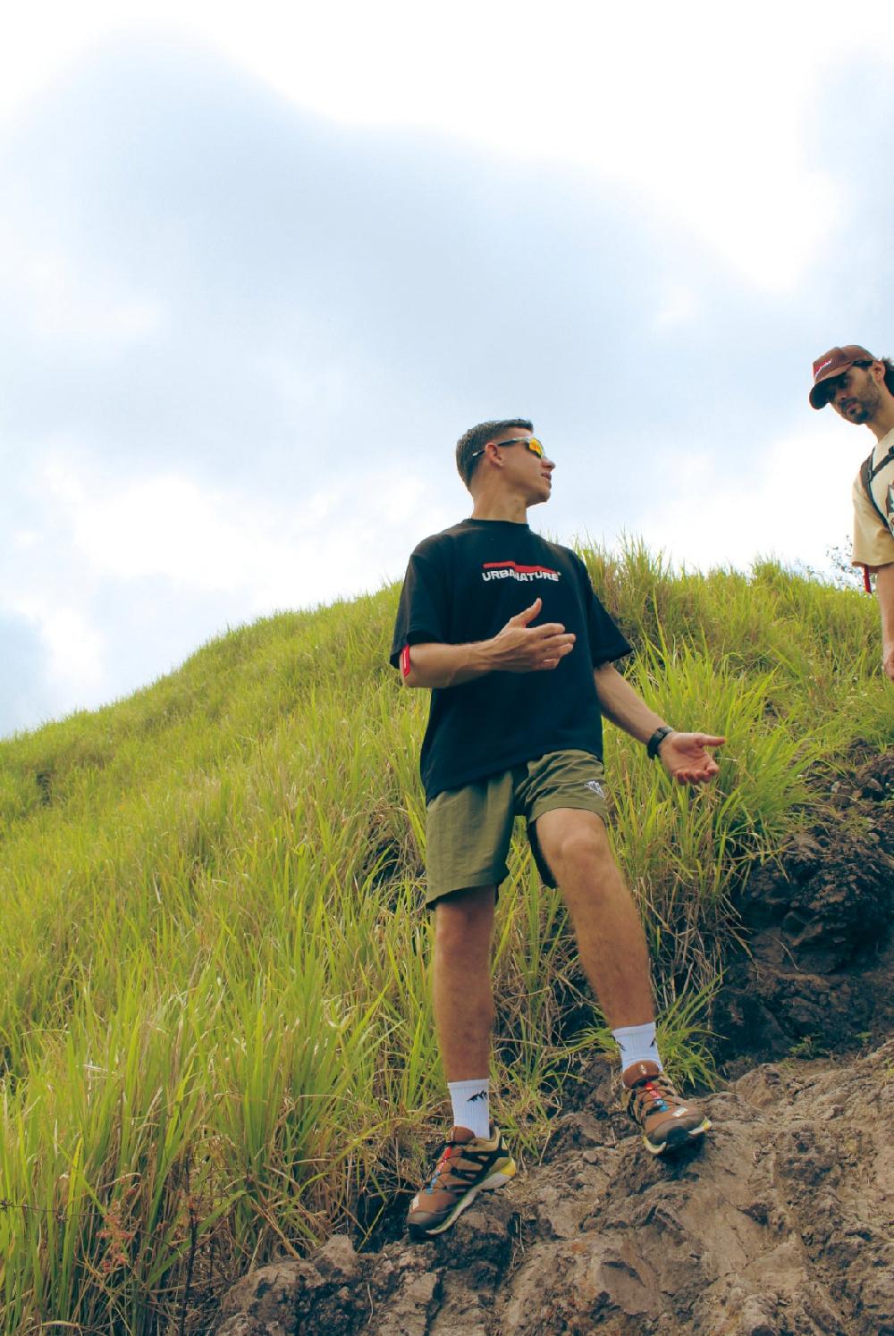 Urbanature T-shirt- Black