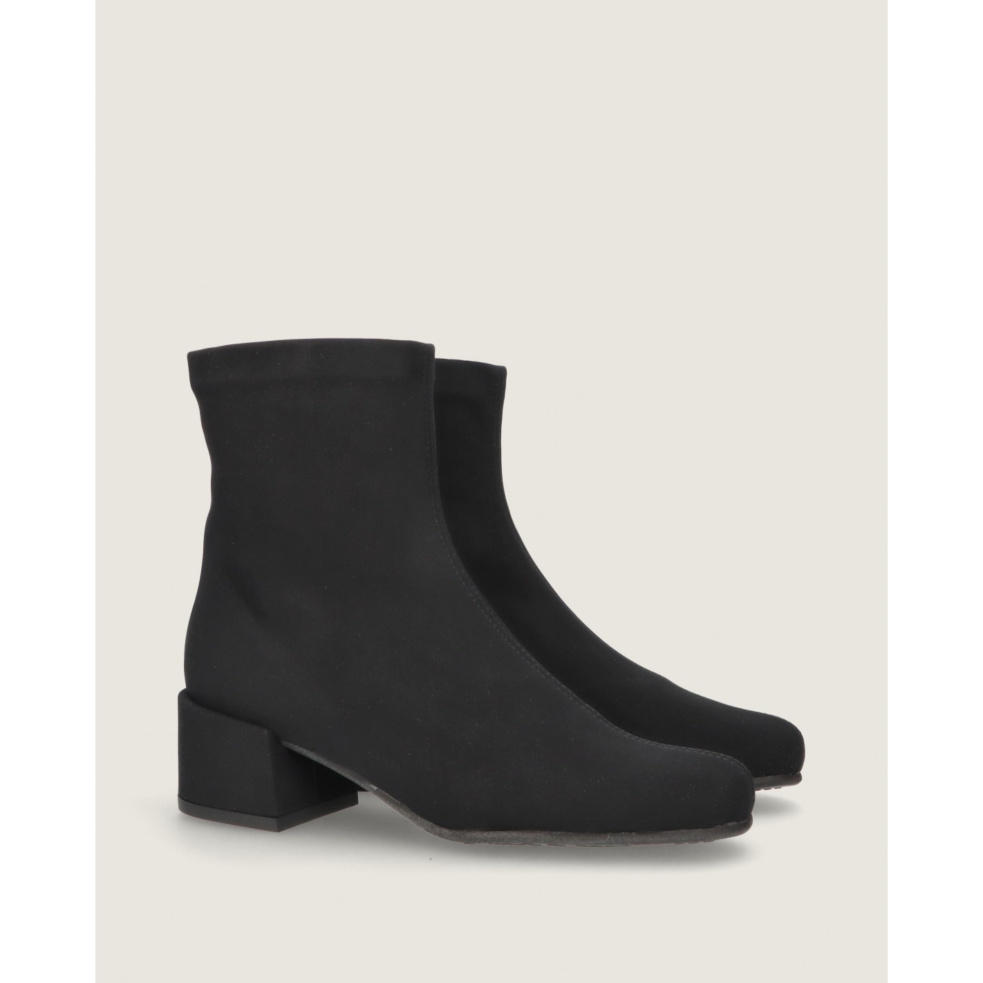 Ursula Mascaró Milan Referencia 44567_A-39