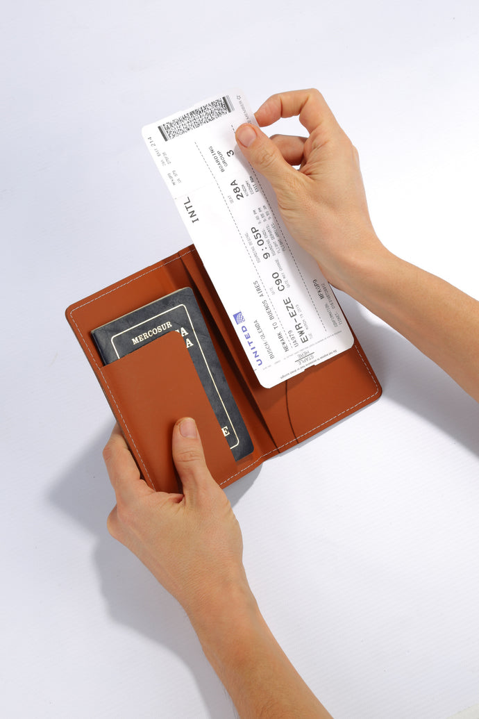 Vacavaliente | Portapasaporte Urban Plus Matone