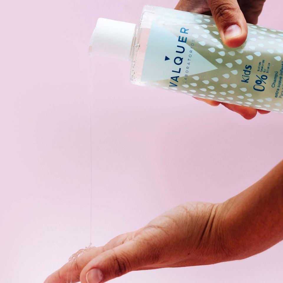 Valquer Laboratorios Champú Para Niños (extra Suave) Con Ingredientes Naturales - 400ml