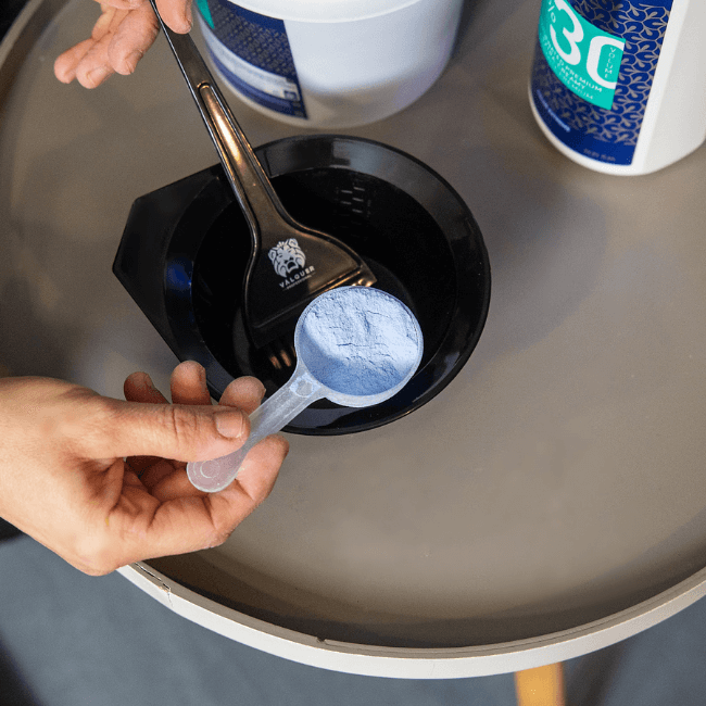 Valquer Laboratorios Pack Decoloración Capilar Polvo Deco + Oxigenada 30 Vol